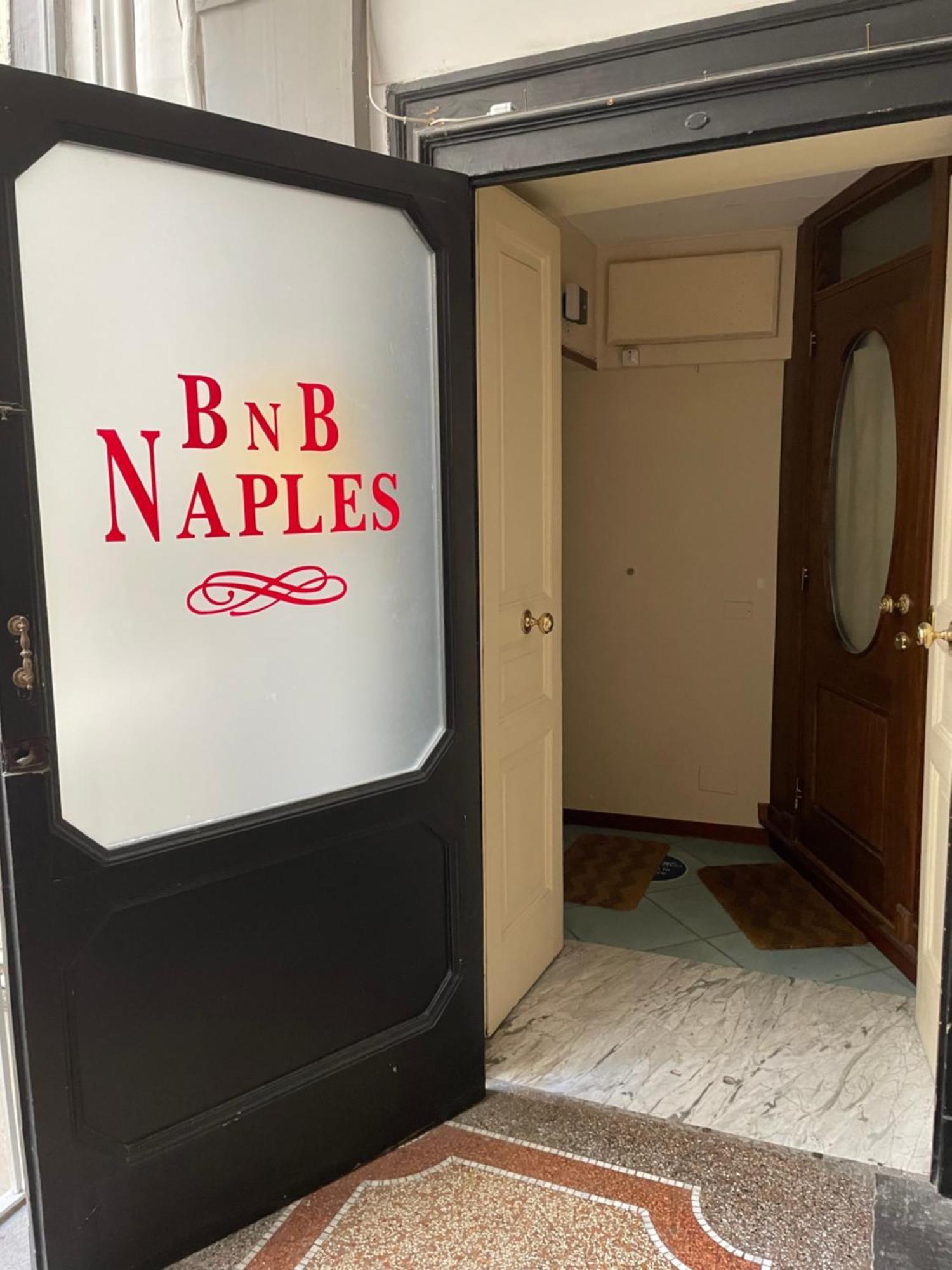Bnb نابولي المظهر الخارجي الصورة